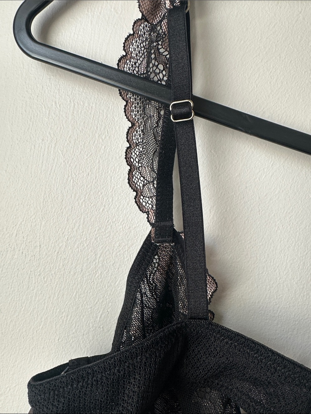 NWT Auden Unlined, Underwire Lace Bra Size Medium - Picture 4 of 5